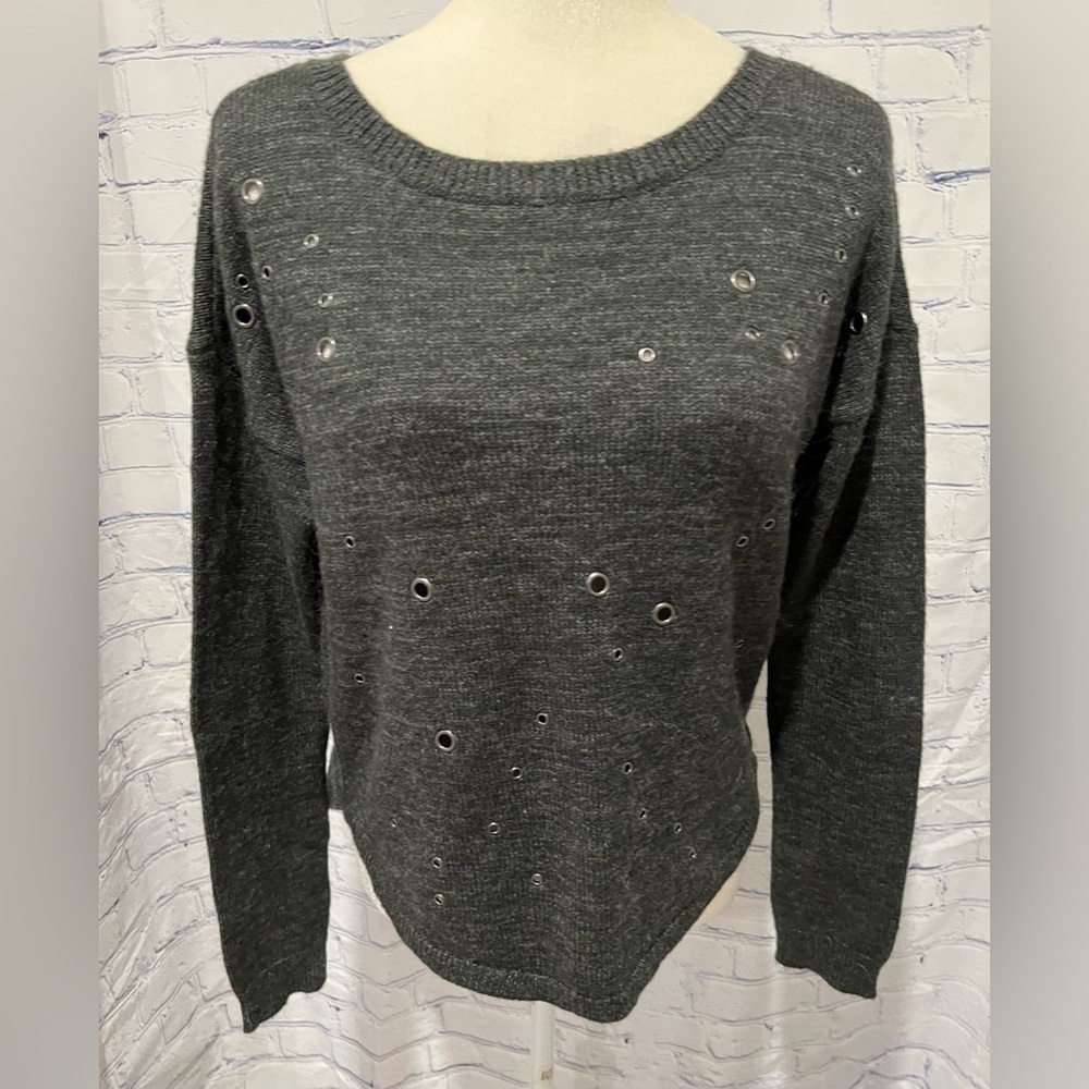Express Women Gray Pullover Sweater medium.